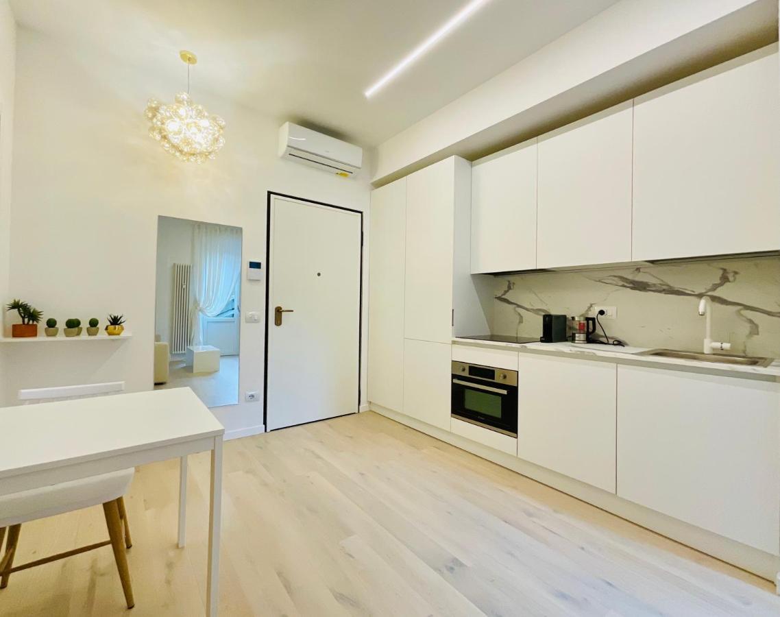 Apartment Suite - Charlize - In The Heart Of Милано Екстериор снимка